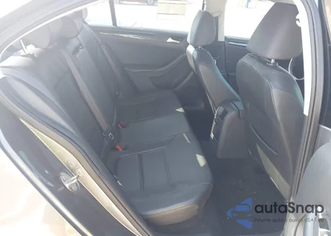 2017 Volkswagen Jetta 1.8T Sel/1.8T Sel Premium from USA, damaged, VIN 3VWL17AJ0HM412774